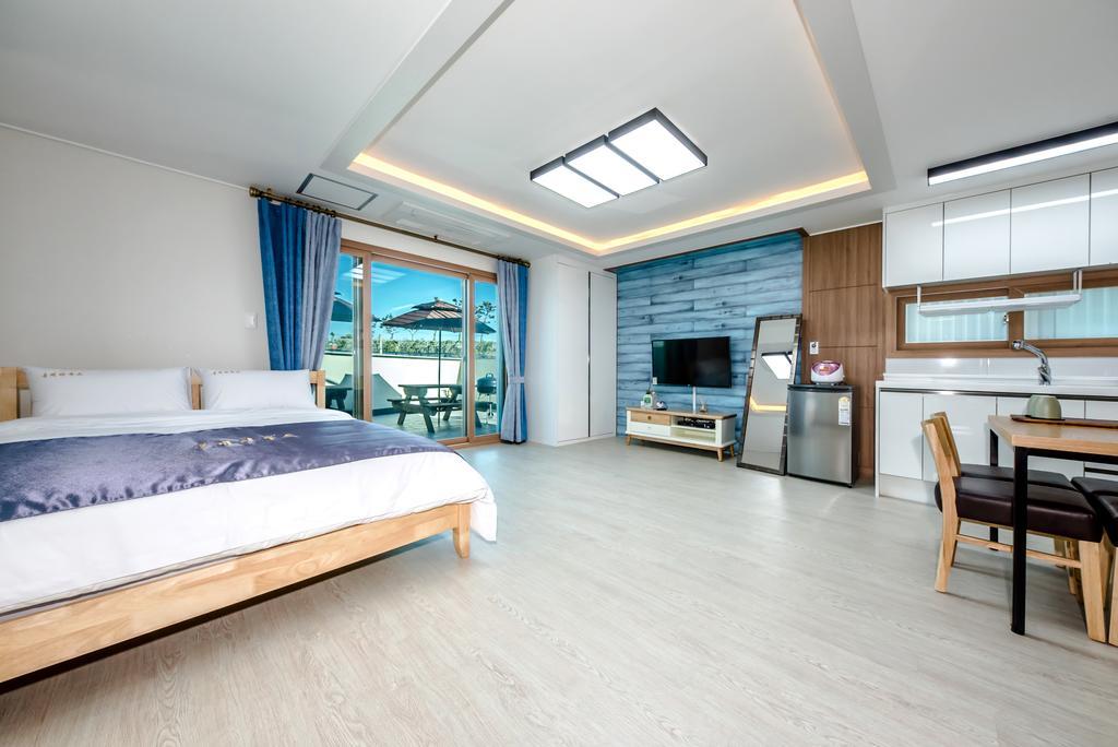 Hotel Holcae House Jeju Exterior foto