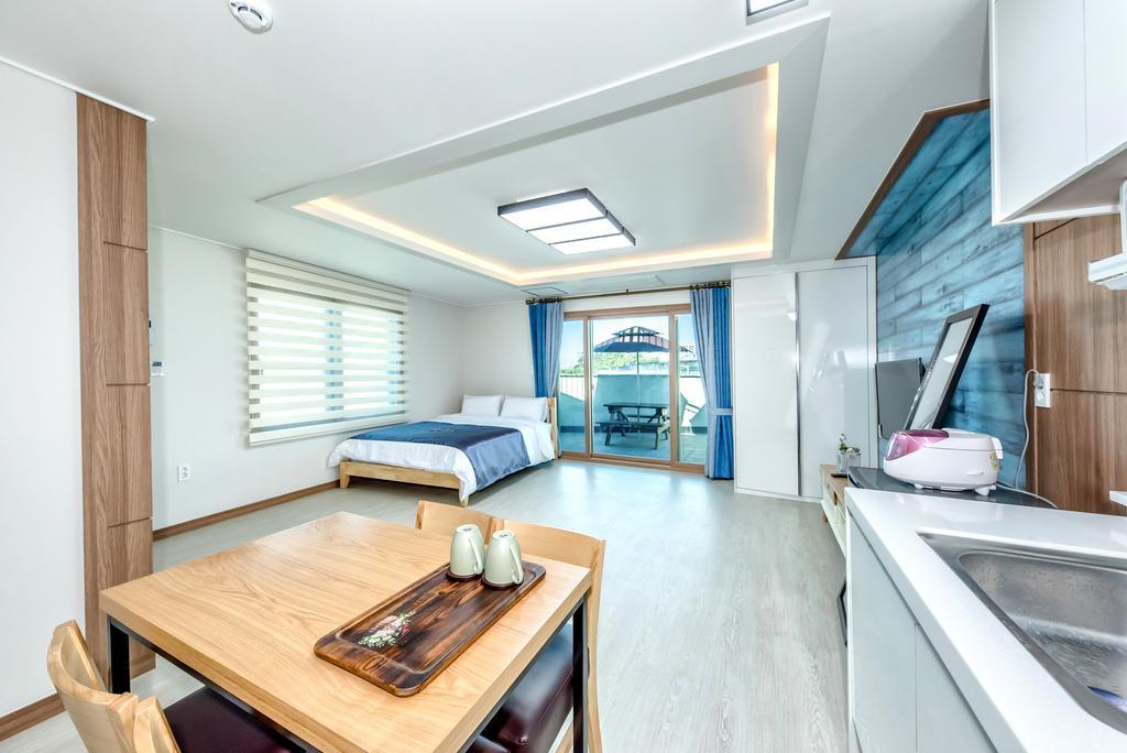 Hotel Holcae House Jeju Exterior foto